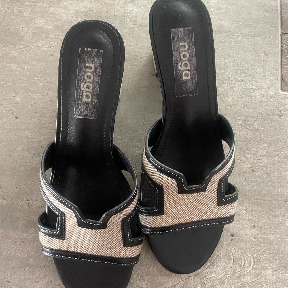 Women's Black and Cream Sandals